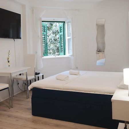 Apartment Marinis Split Exterior photo